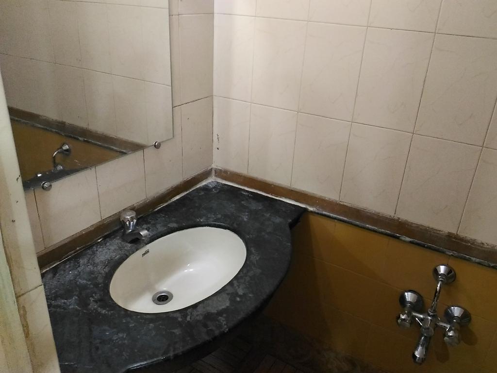 Hotel Palms Navi Mumbai Esterno foto